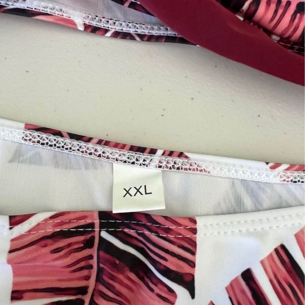 📦(SOLD)NEW CUTE MAROON & WHITE 2 PIECE BIKINI WOMAN'S XXL SWIMSUIT/BATHING SUIT - Picture 4 of 7